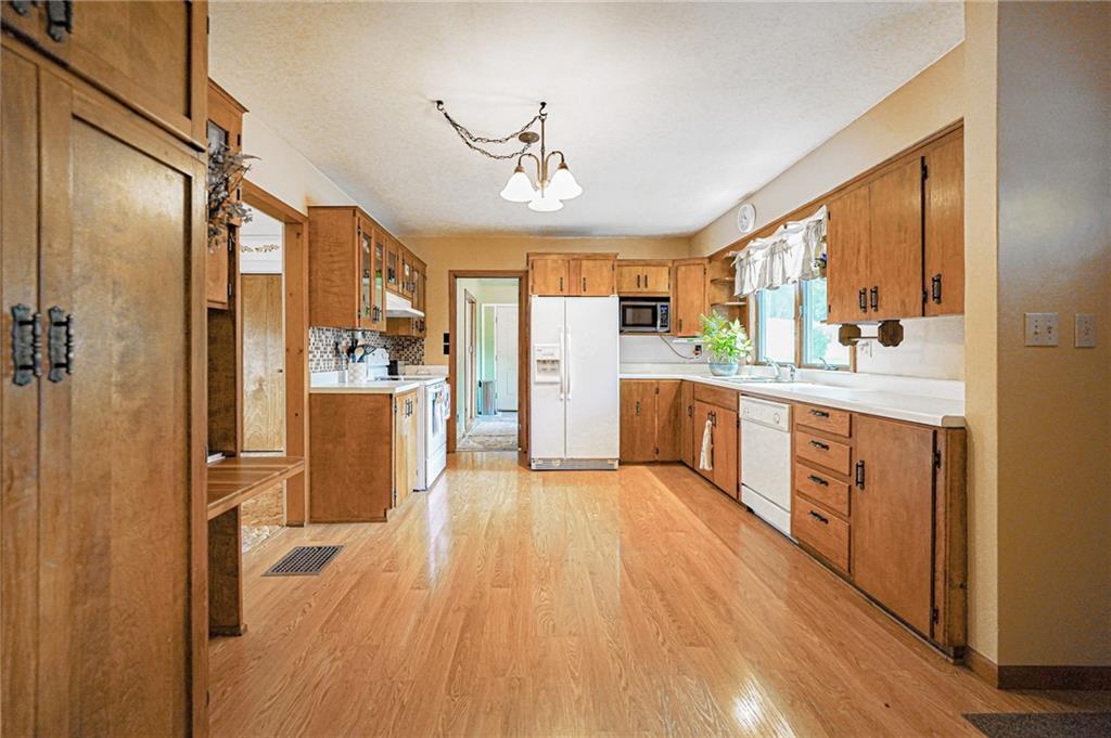 3886 Darlington Road Darlington, PA 16115 - Photo 14 of 43