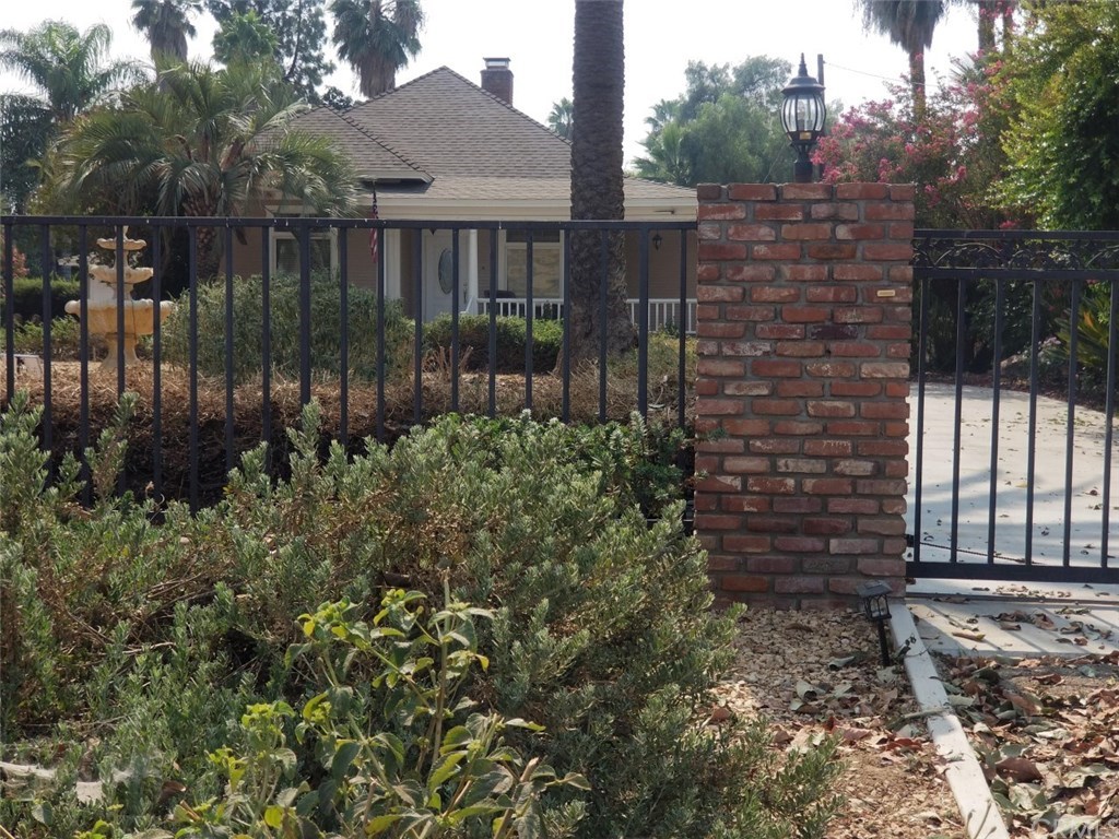 2520 Jefferson Street Riverside, CA 92504 - Photo 1 of 1