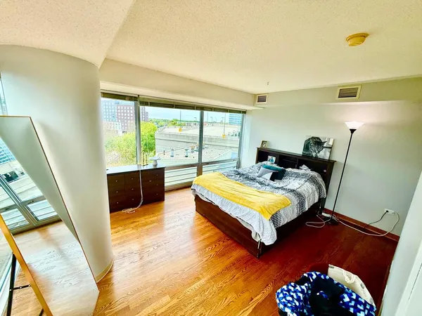 $2,980 | 1720 Maple Avenue, Unit 780, Evanston, IL 60201