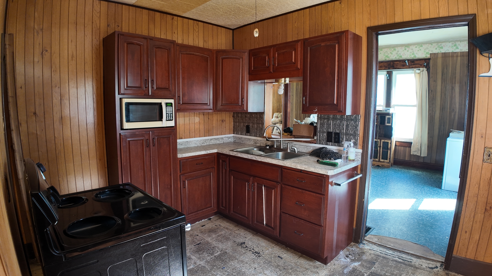 113 South Isabella Street Clinton, IL 61727 - Photo 7 of 20
