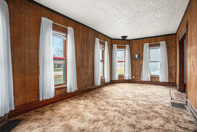 $189,900 | 361 West Allegan Street, Otsego, MI 49078