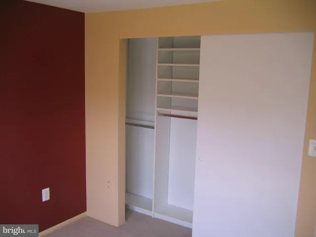 $1,885 | 8444 Georgian Court, Manassas, VA 20110