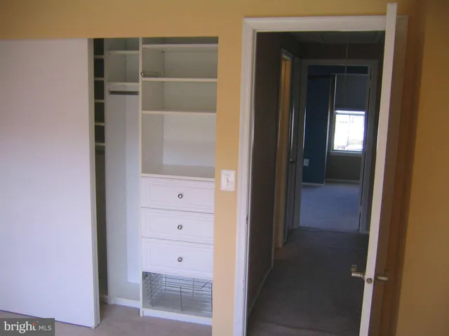 $1,885 | 8444 Georgian Court, Manassas, VA 20110