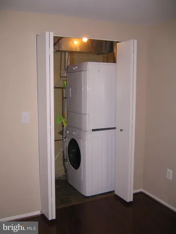 $1,885 | 8444 Georgian Court, Manassas, VA 20110