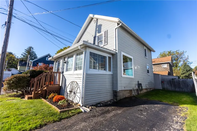$160,000 | 50 Oberlin Street, Irondequoit, NY 14622
