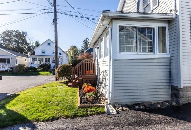 $160,000 | 50 Oberlin Street, Irondequoit, NY 14622