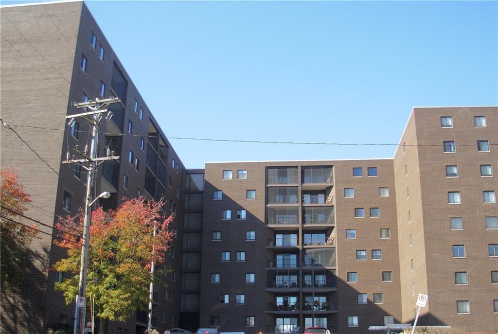 5600 Munhall Road conveniently located blocks from Squirrel Hill's business district, close to universities, Oakland hospitals, Schenley Park, and more.