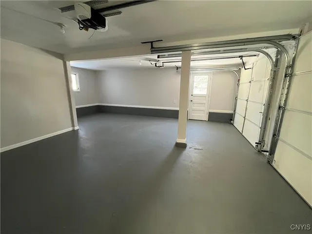 $2,800 | 7650 Commodore Circle, Clay, NY 13090