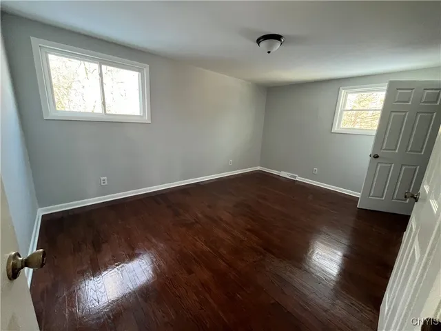 $2,800 | 7650 Commodore Circle, Clay, NY 13090