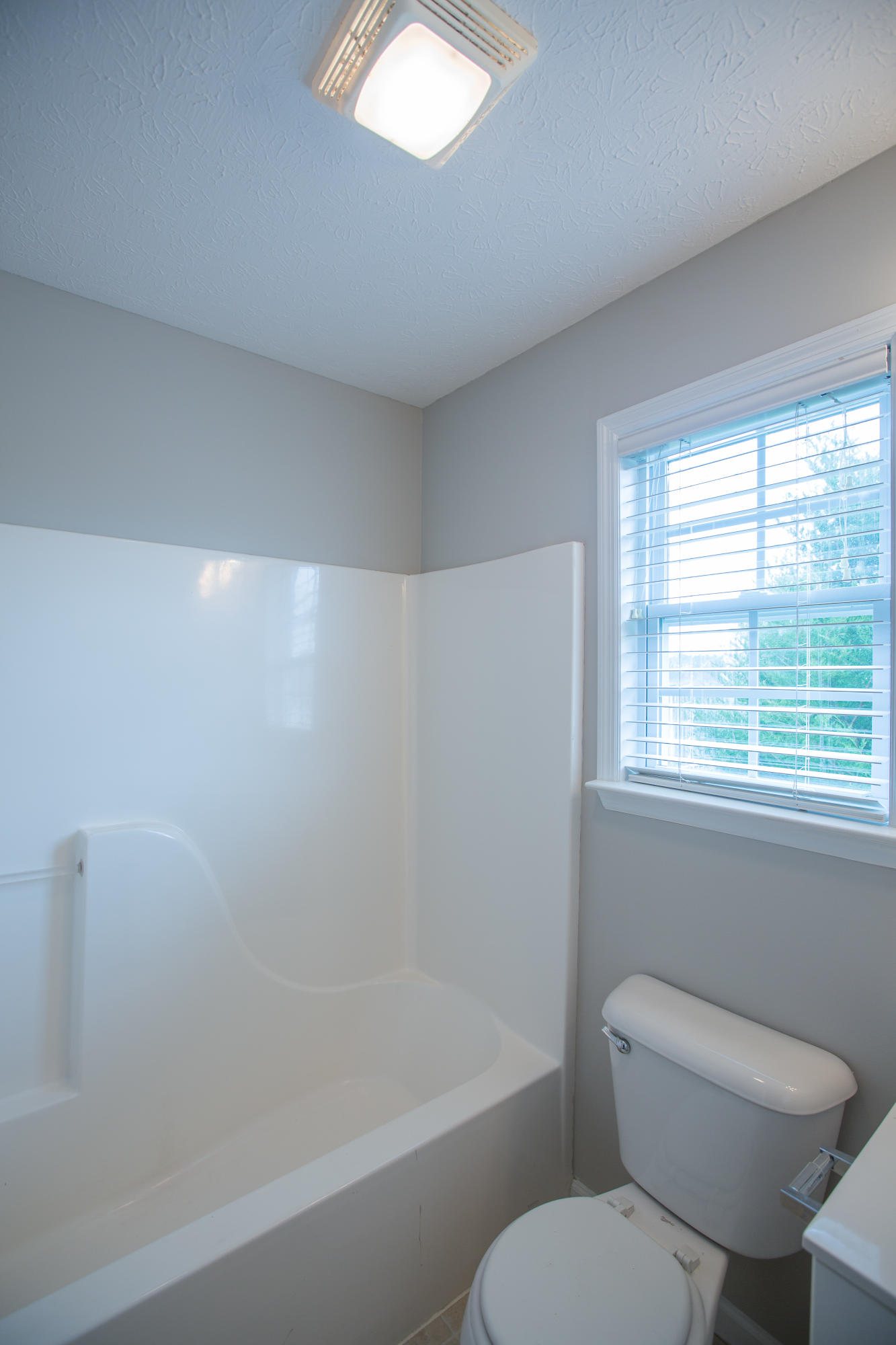 97 Boxer Lane Rock Spring, GA 30739 - Photo 8 of 16 97 Boxer Lane-3317