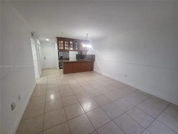 $1,900 | 1275 West 35th Street, Unit 29B, Hialeah, FL 33012