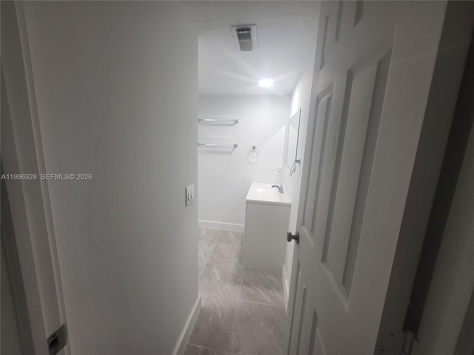 1275 West 35th Street, Unit 29B Hialeah, FL 33012 - Photo 22 of 30