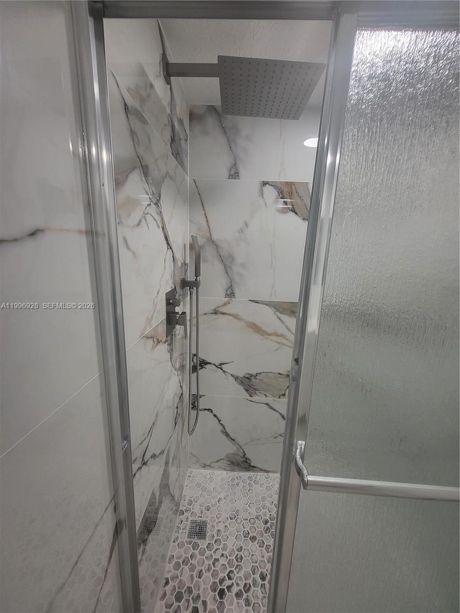 1275 West 35th Street, Unit 29B Hialeah, FL 33012 - Photo 28 of 30