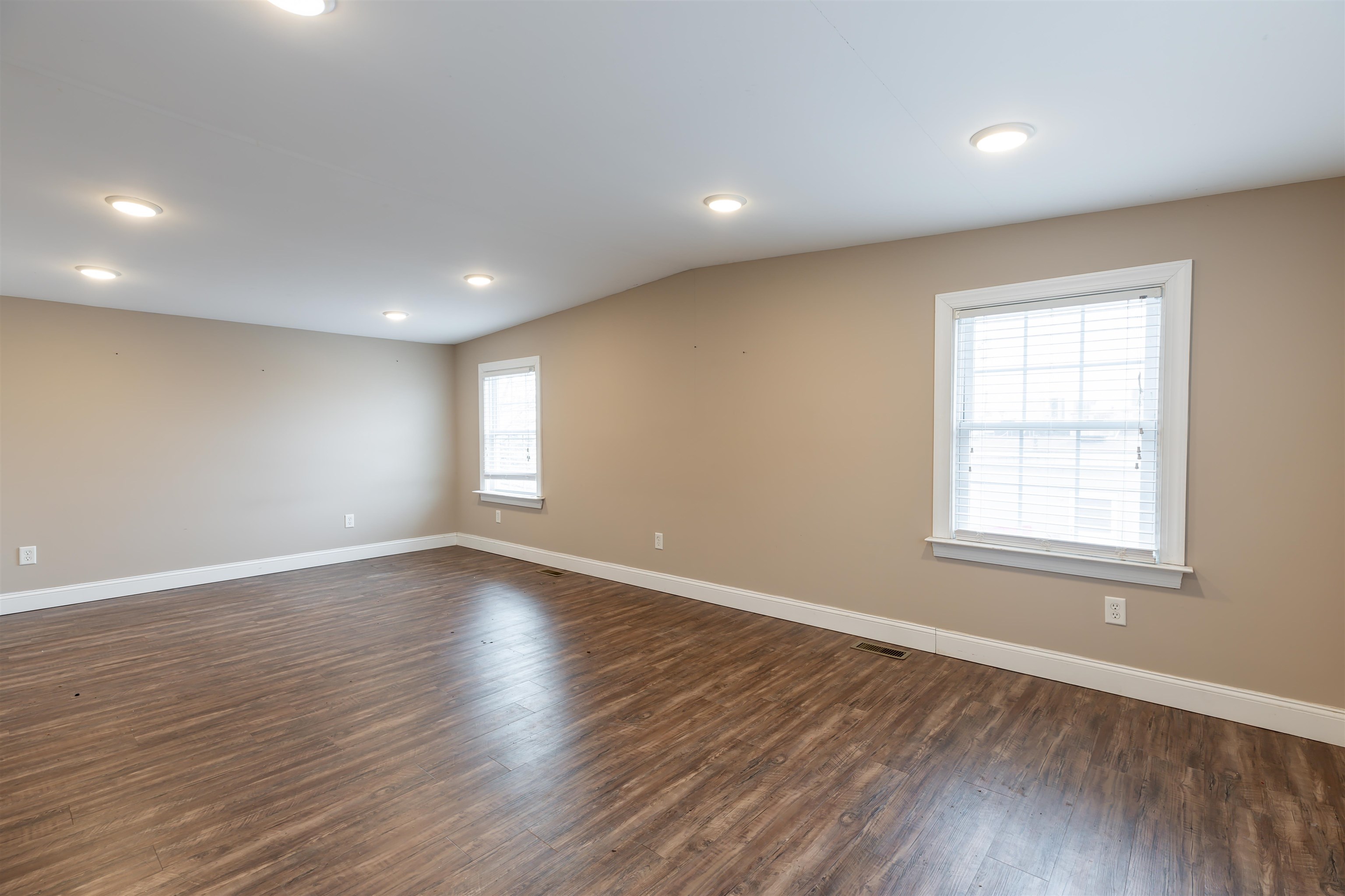 106 Walsh Avenue Rio Grande, NJ 08242 - Photo 18 of 38 Gallery Image 18