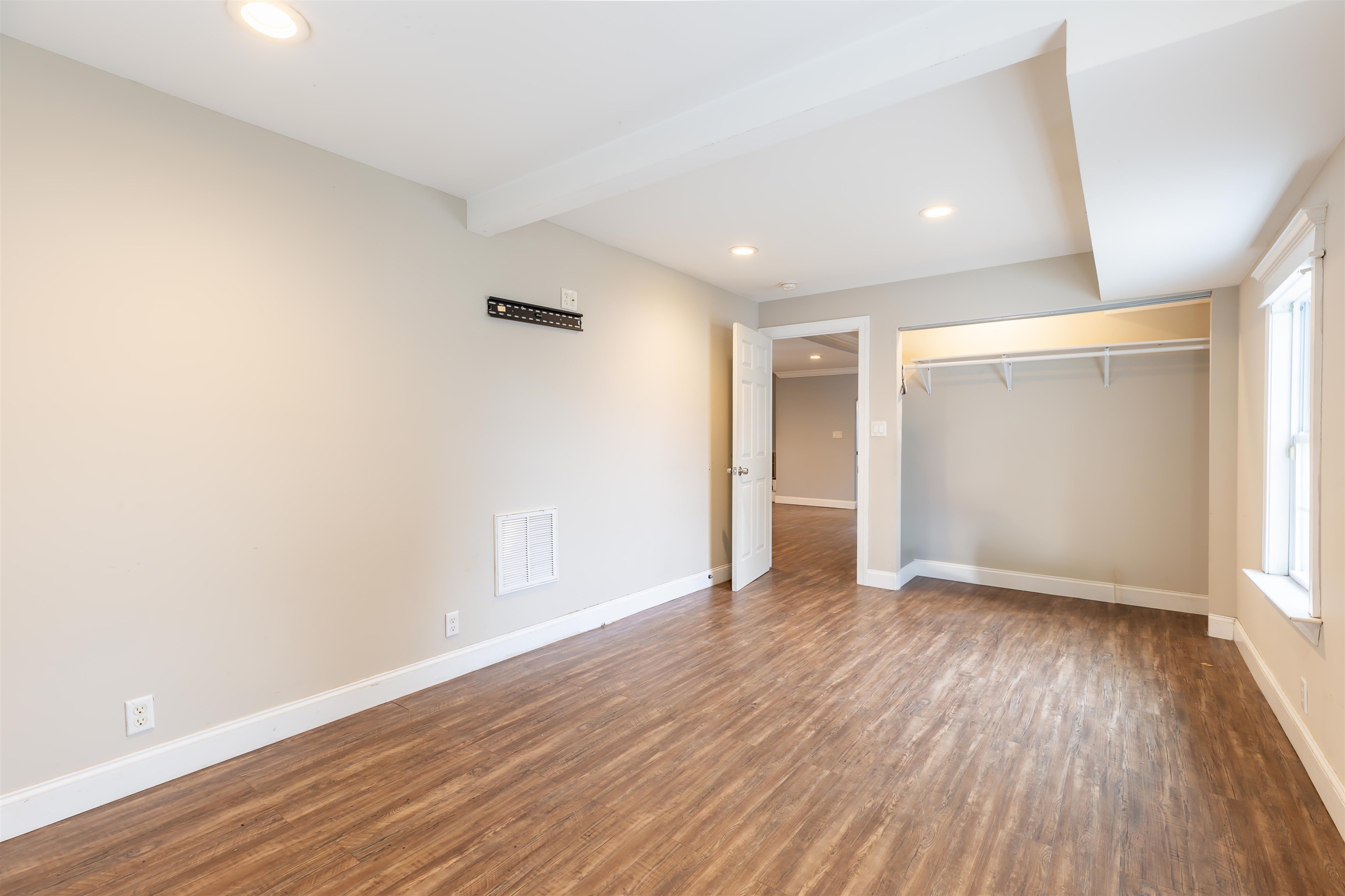 106 Walsh Avenue Rio Grande, NJ 08242 - Photo 5 of 38 Gallery Image 5