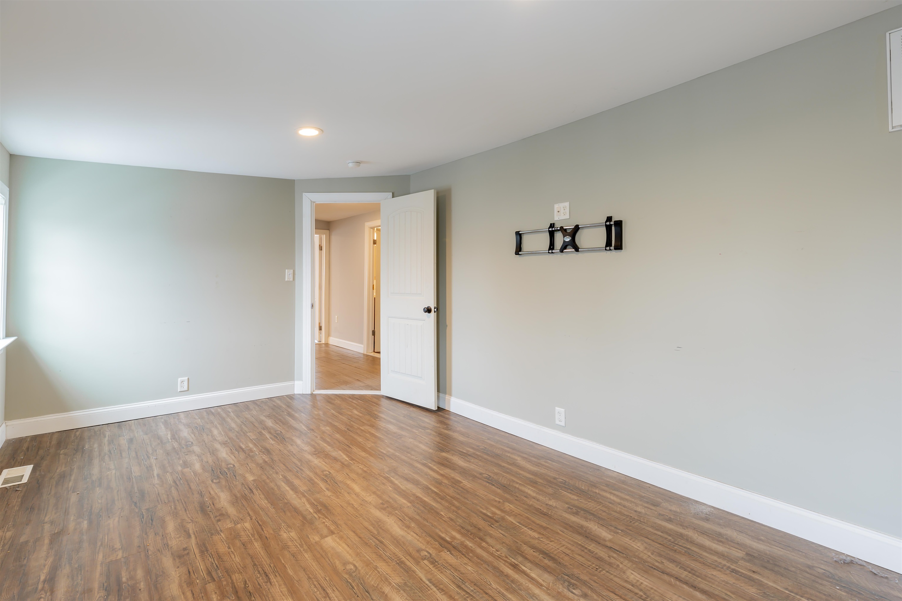 106 Walsh Avenue Rio Grande, NJ 08242 - Photo 10 of 38 Gallery Image 10