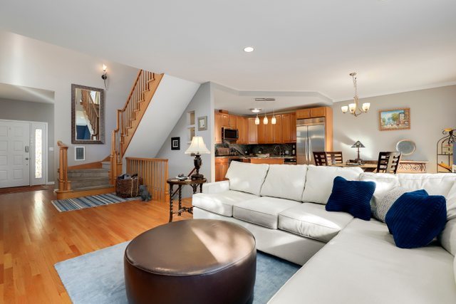 3305 Old Glenview Road, Unit D Wilmette, IL 60091 - Photo 4 of 33