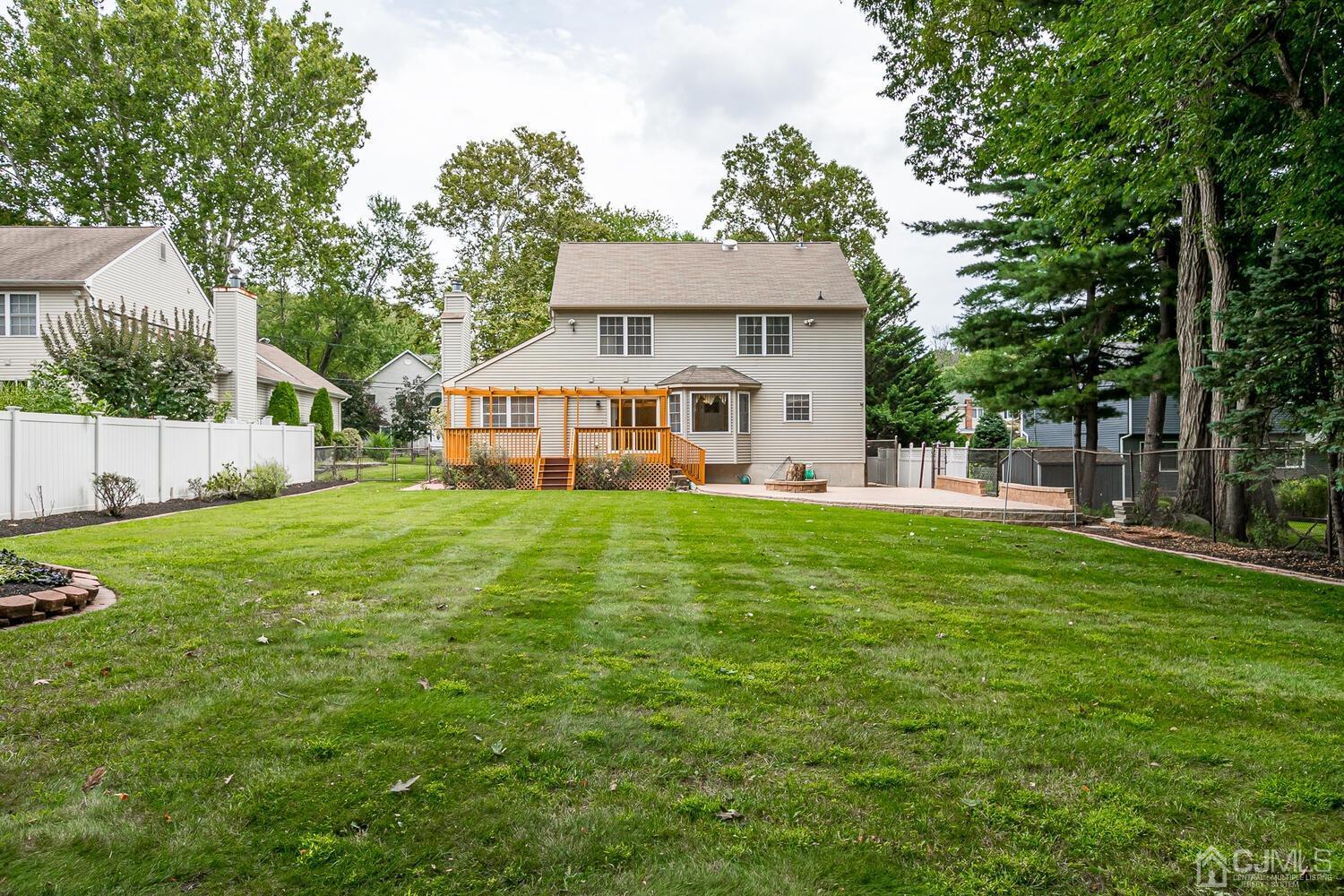 29 Hillsdale Road Edison, NJ 08820 - Photo 50 of 55 a view of a house with a big yard