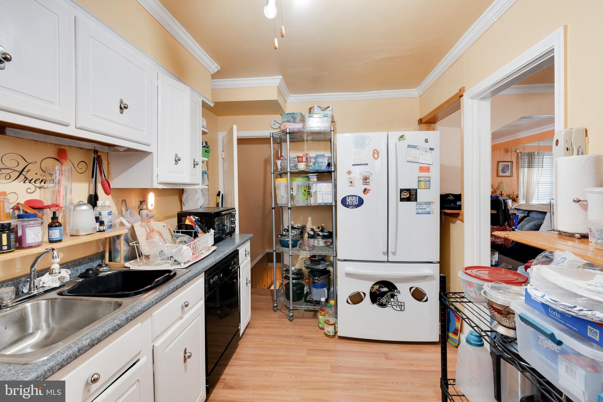 164 Cherrydell Road Catonsville, MD 21228 - Photo 7 of 19