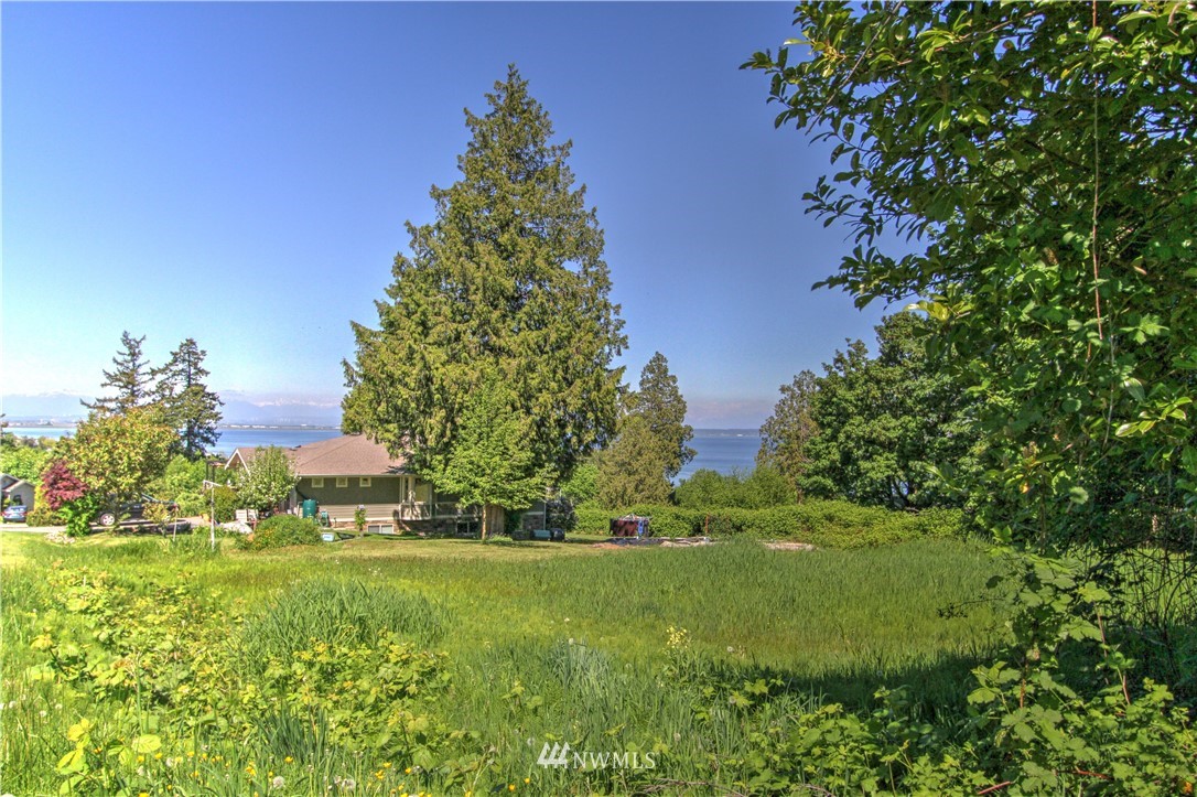 8 Donegal Dr Point Point Roberts, WA 98281 - Photo 4 of 4