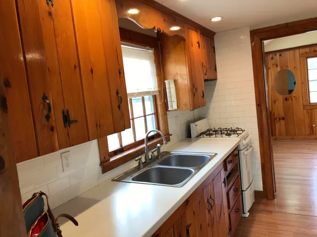 $550,000 | 15 Mayflower Road, West Yarmouth, MA 02673