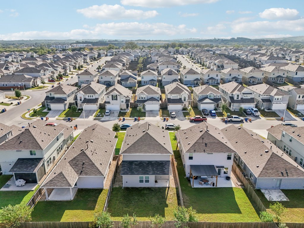 10712 Blacket Drive Austin, TX 78747 - Photo 39 of 40 an aerial view of residential houses with yard
