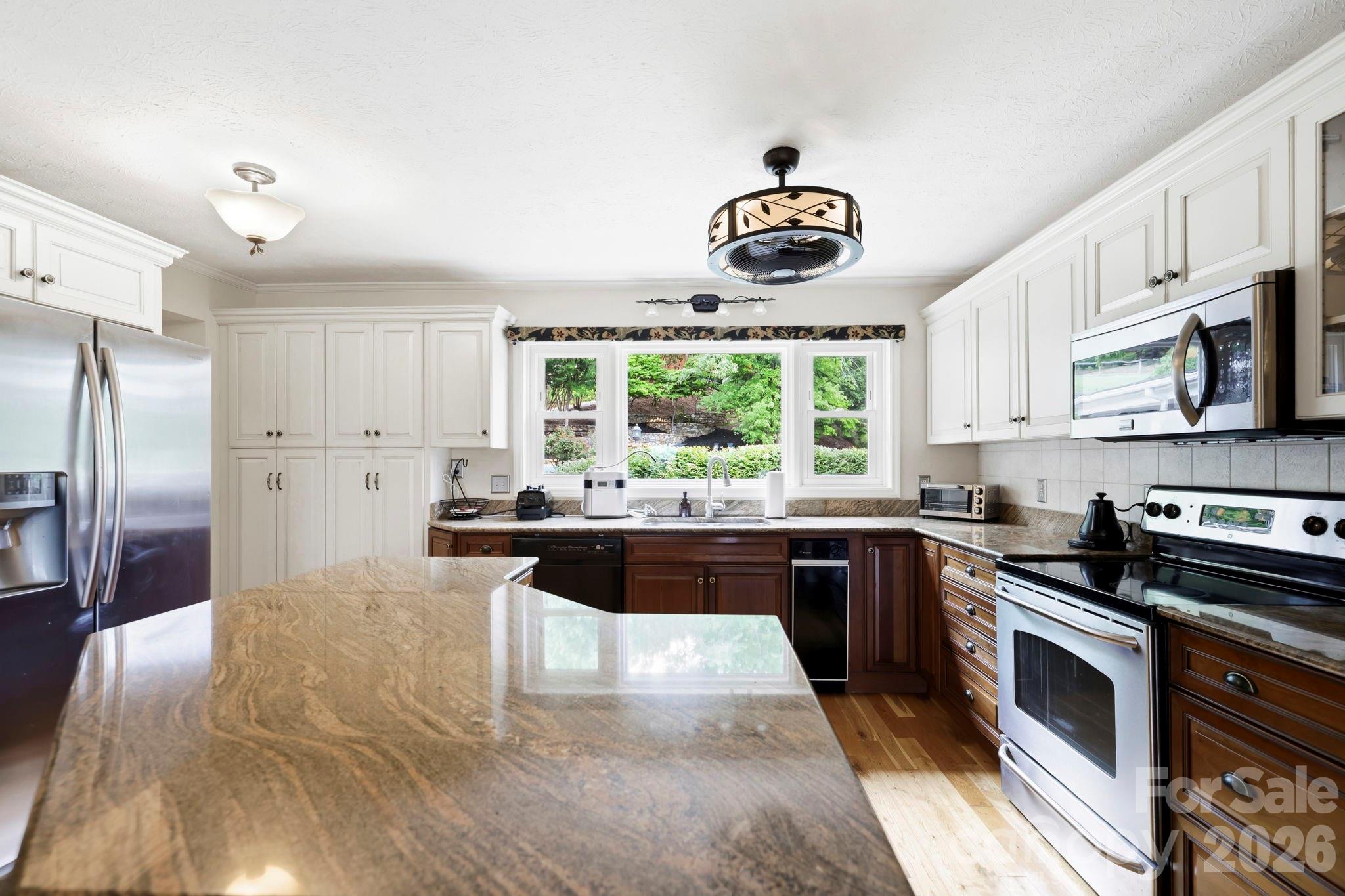 16 Audubon Drive Asheville, NC 28804 - Photo 20 of 47
