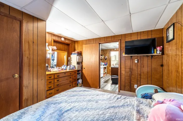 $234,900 | 804 North Harrison Street, Syracuse, IN 46567