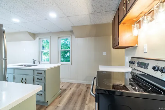 $234,900 | 804 North Harrison Street, Syracuse, IN 46567