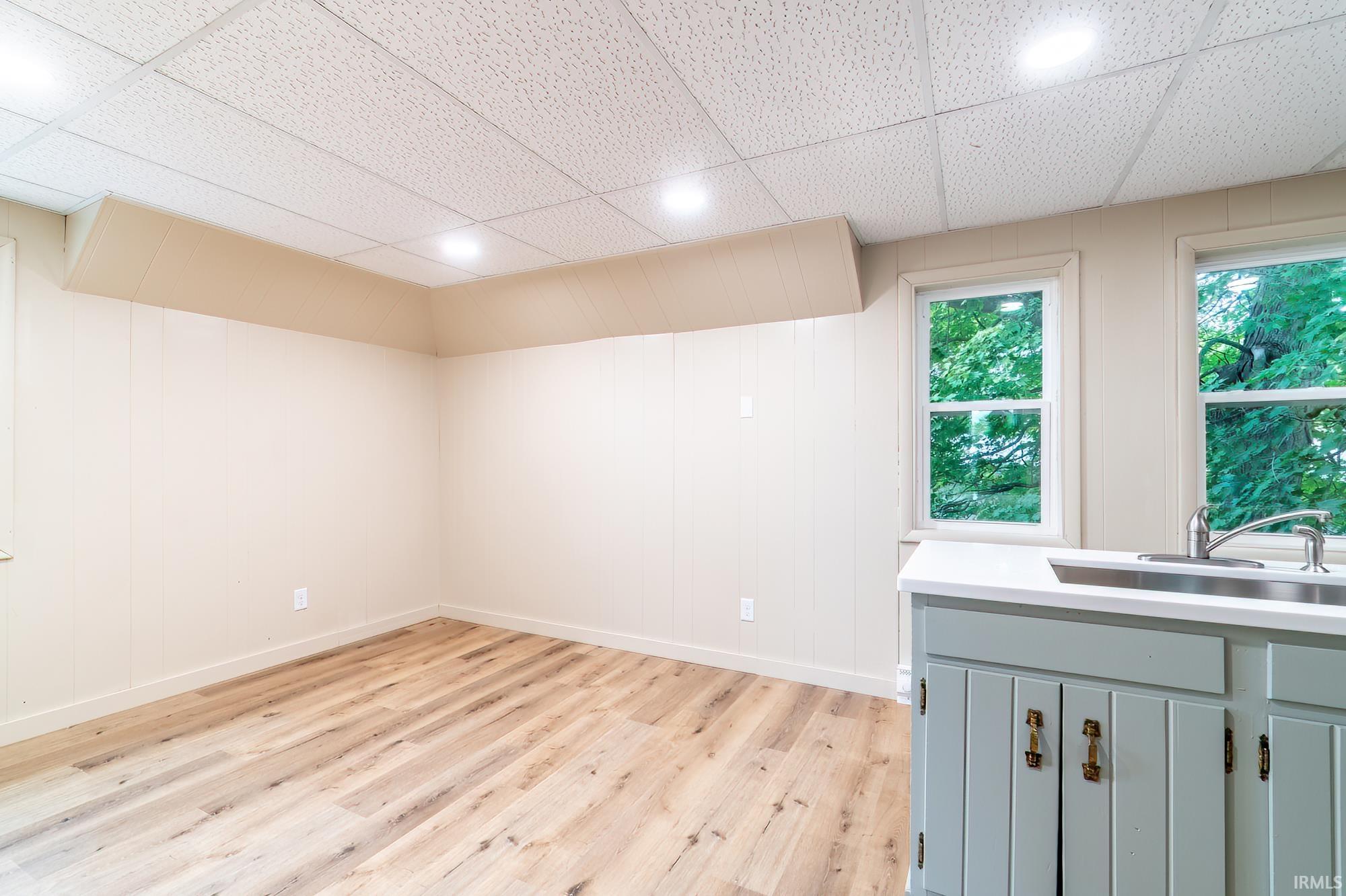 804 North Harrison Street Syracuse, IN 46567 - Photo 19 of 35