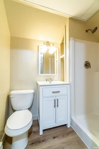 $234,900 | 804 North Harrison Street, Syracuse, IN 46567