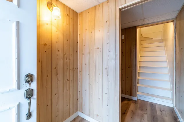 $234,900 | 804 North Harrison Street, Syracuse, IN 46567