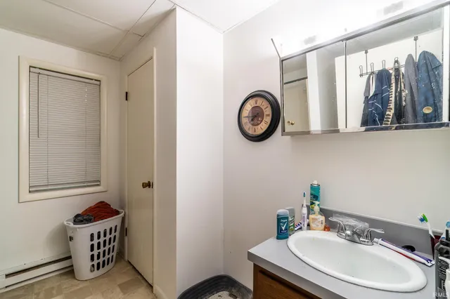 $234,900 | 804 North Harrison Street, Syracuse, IN 46567