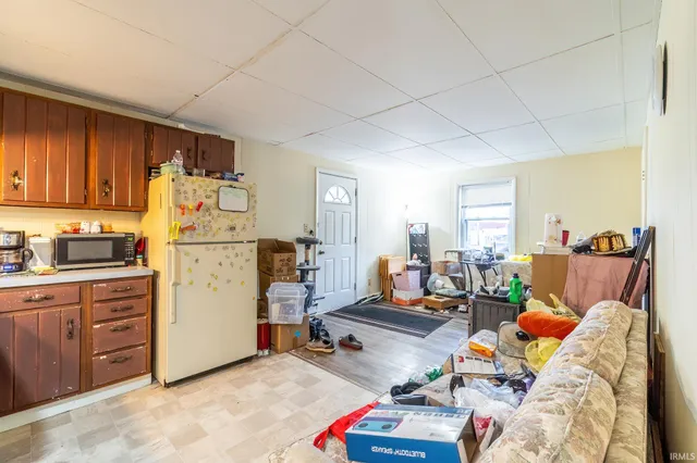 $234,900 | 804 North Harrison Street, Syracuse, IN 46567