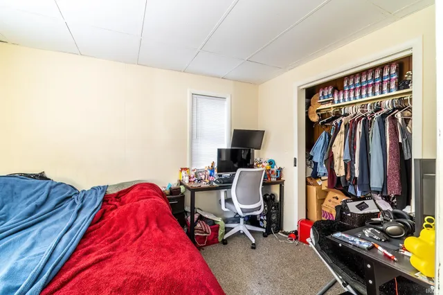 $234,900 | 804 North Harrison Street, Syracuse, IN 46567