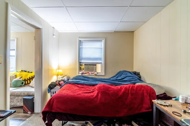 $234,900 | 804 North Harrison Street, Syracuse, IN 46567