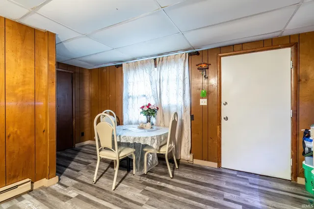 $234,900 | 804 North Harrison Street, Syracuse, IN 46567