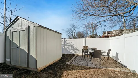 $240,000 | 8016 Arlington Avenue, Upper Darby, PA 19082