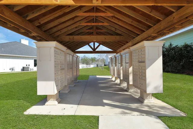 $325,000 | 477 Marquis Way, Freeport, FL 32439