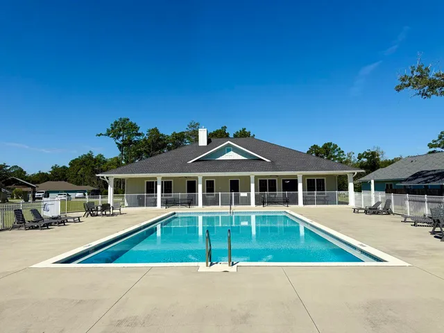 $325,000 | 477 Marquis Way, Freeport, FL 32439