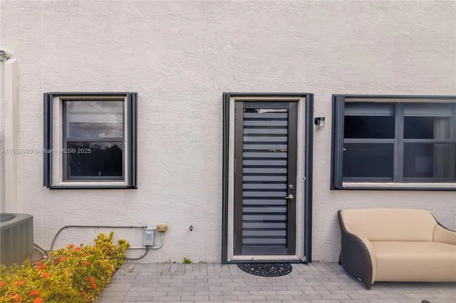 $4,650 | 10590 Northwest 78th Terrace, Unit 10590, Doral, FL 33178