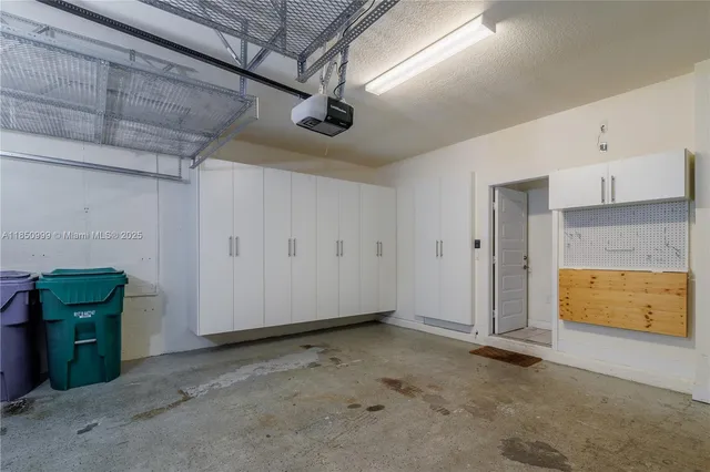 $4,650 | 10590 Northwest 78th Terrace, Unit 10590, Doral, FL 33178