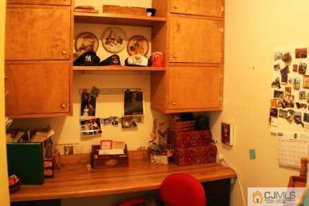 25 Rainford Road Edison, NJ 08820 - Photo 7 of 8
