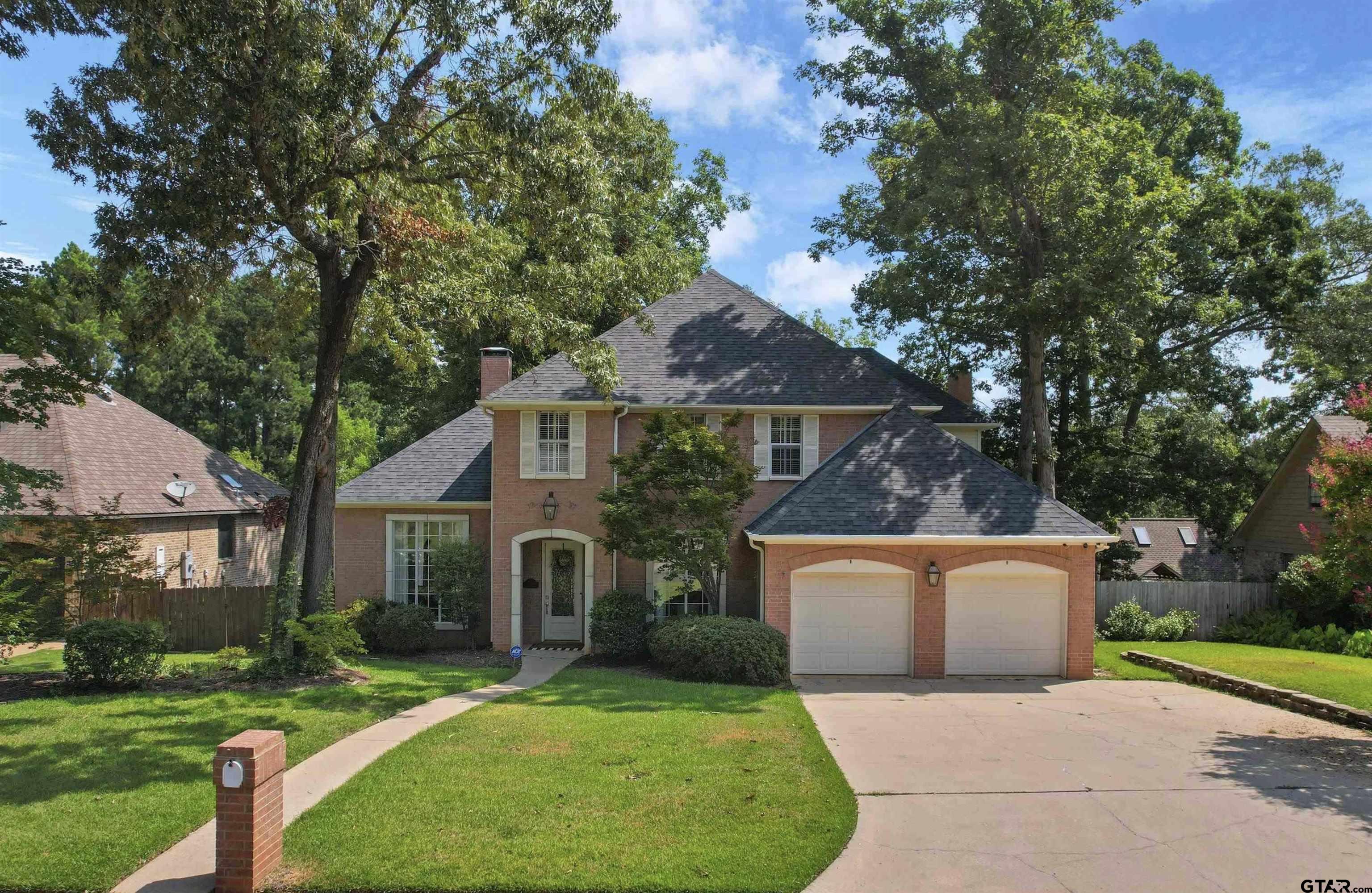1103 Marigold Lane Longview, TX 75604 - Photo 2 of 37
