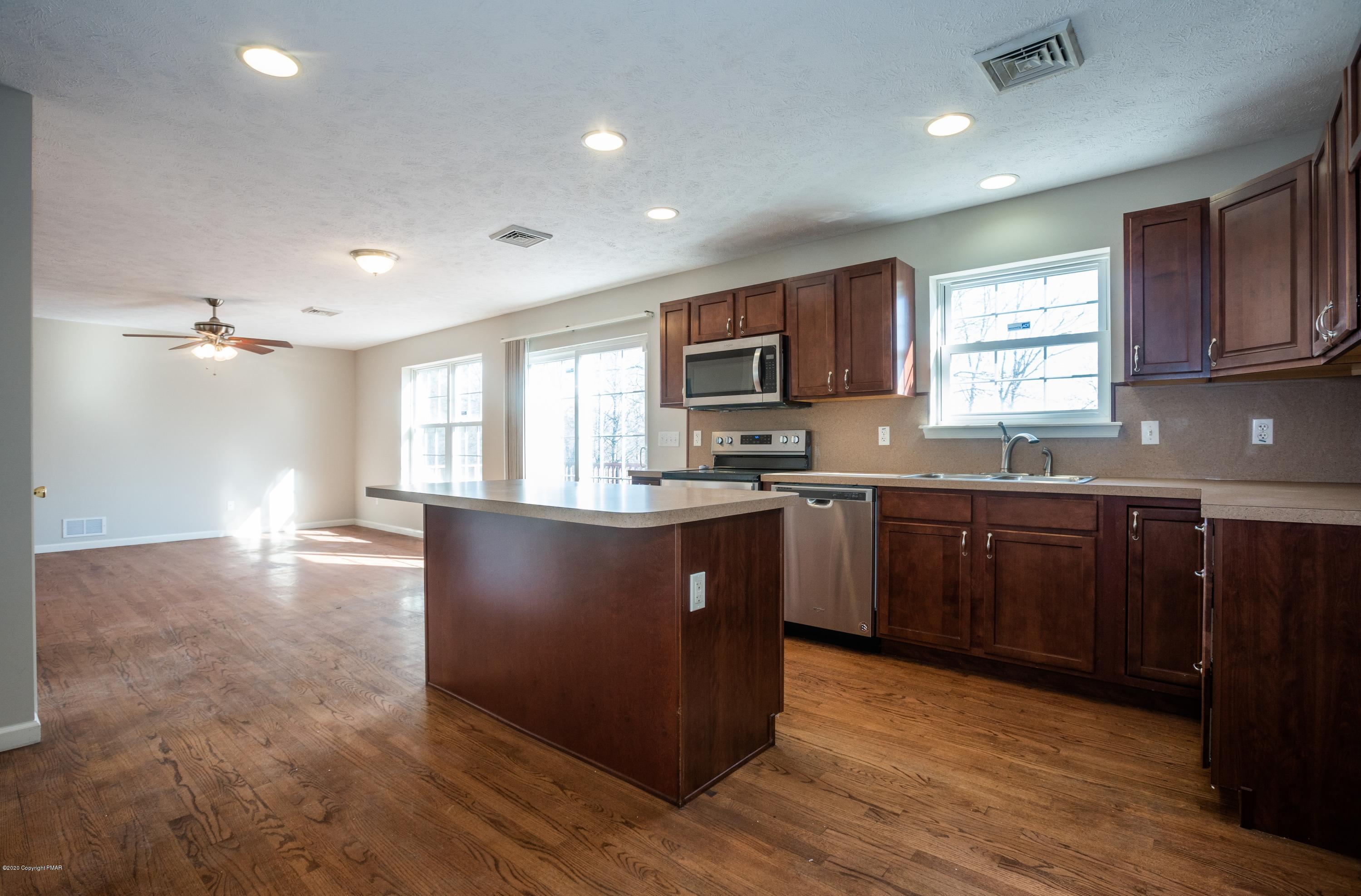 108 Granite Road Long Pond, PA 18334 - Photo 5 of 17 Kitchen