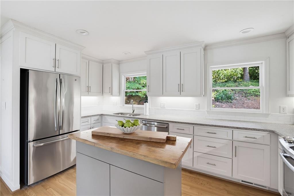 567 North Superior Avenue Decatur, GA 30033 - Photo 11 of 21 Gallery Image 11