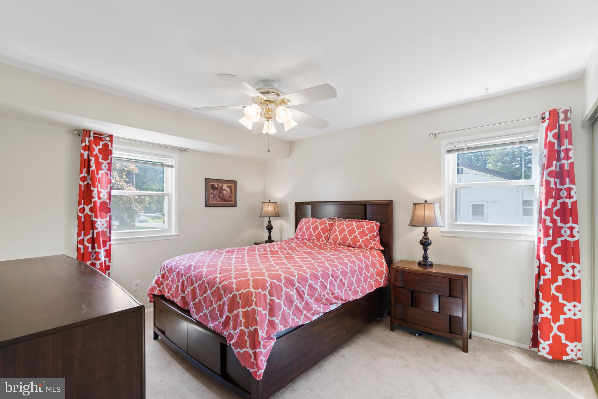 215 Hutton Street Gaithersburg, MD 20877 - Photo 11 of 36