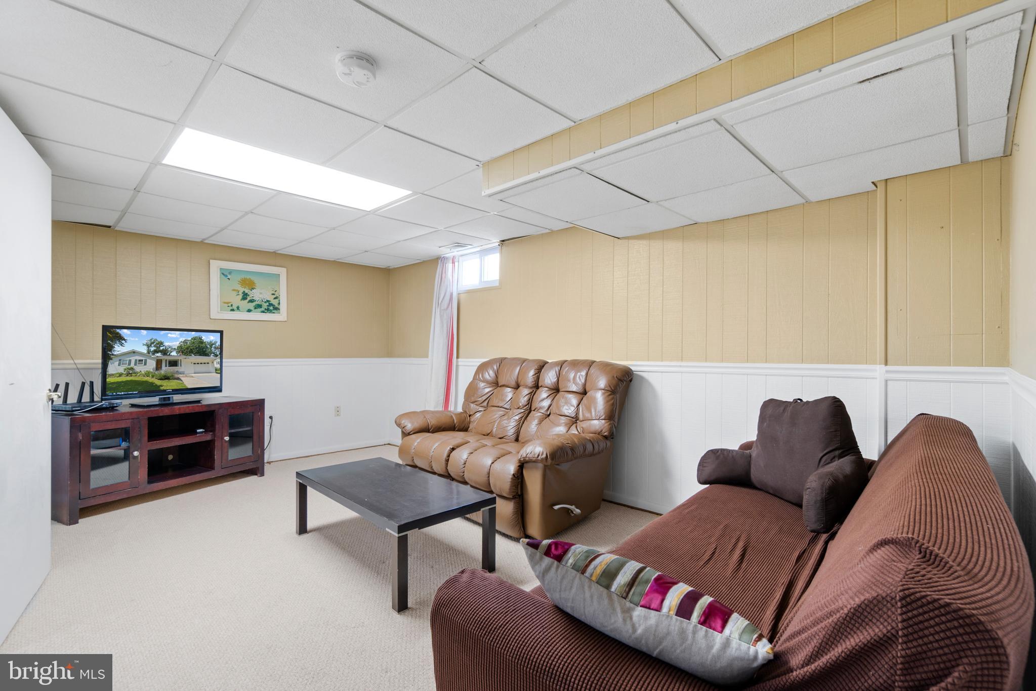 215 Hutton Street Gaithersburg, MD 20877 - Photo 19 of 36