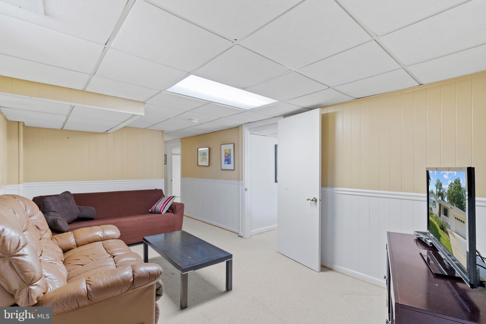 215 Hutton Street Gaithersburg, MD 20877 - Photo 21 of 36