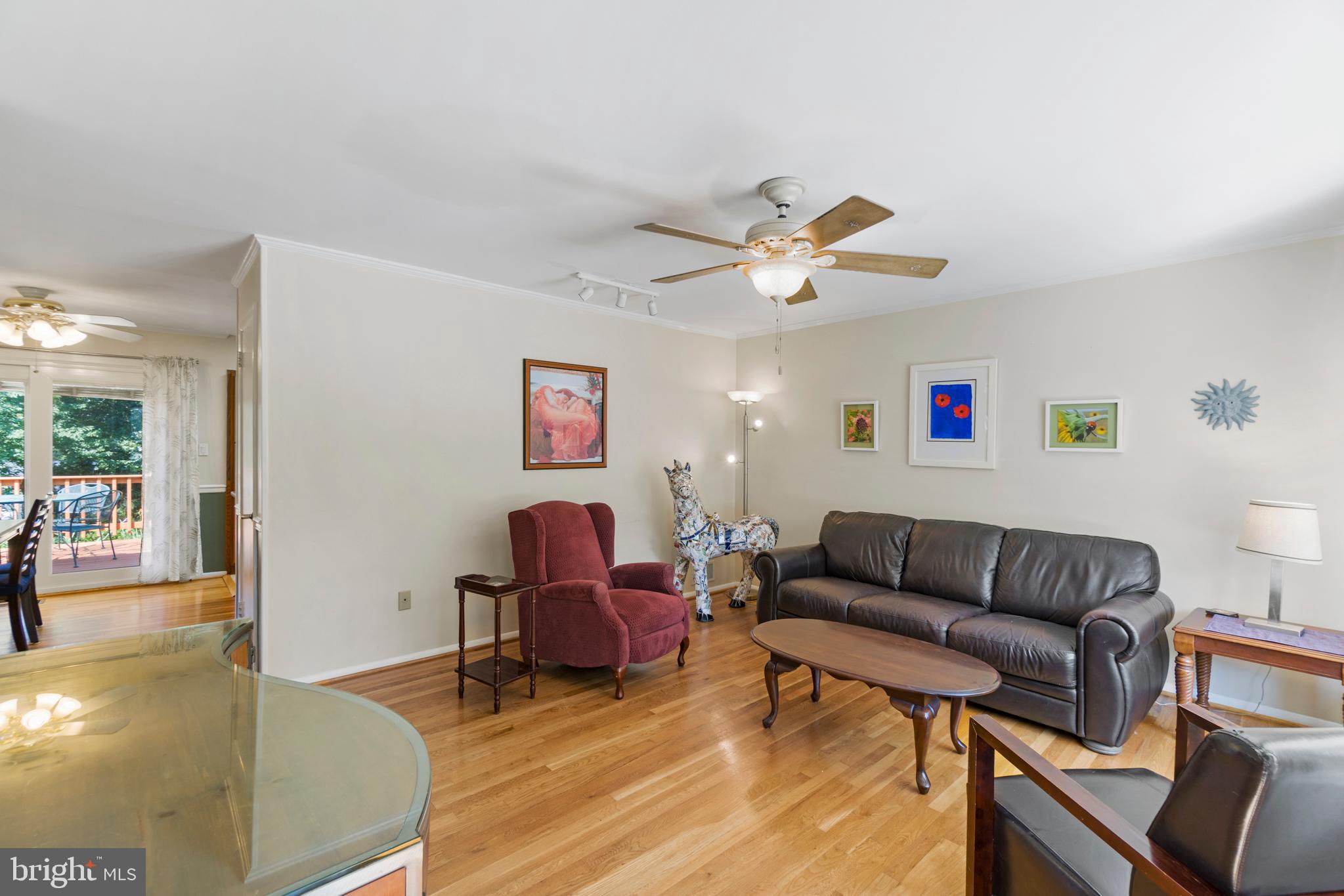 215 Hutton Street Gaithersburg, MD 20877 - Photo 6 of 36